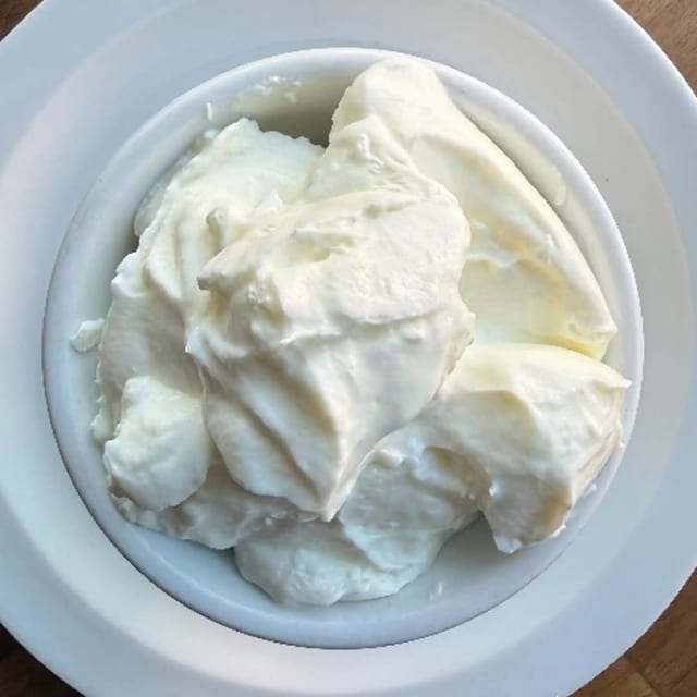 Plain Yogurt (8oz).